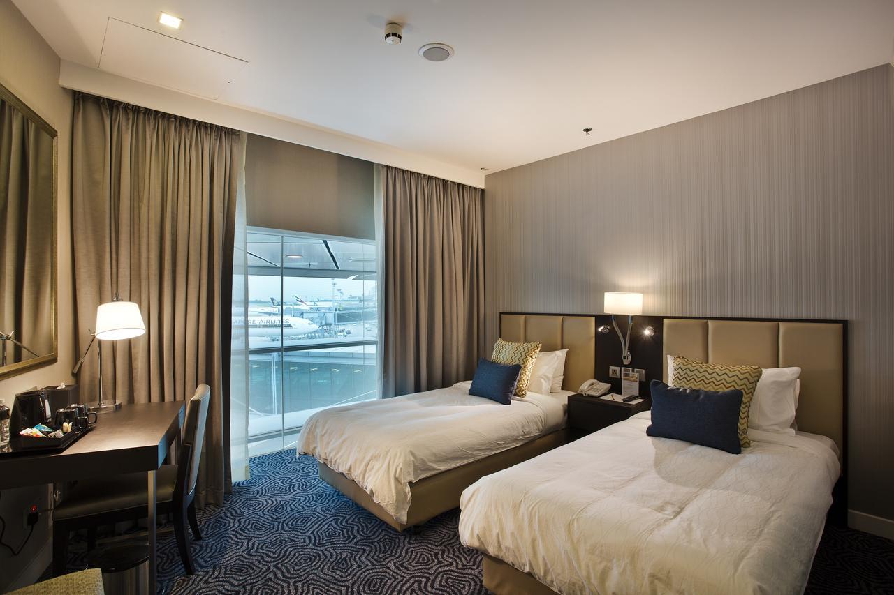 Ambassador Transit Hotel - Terminal 3 Singapur Dış mekan fotoğraf